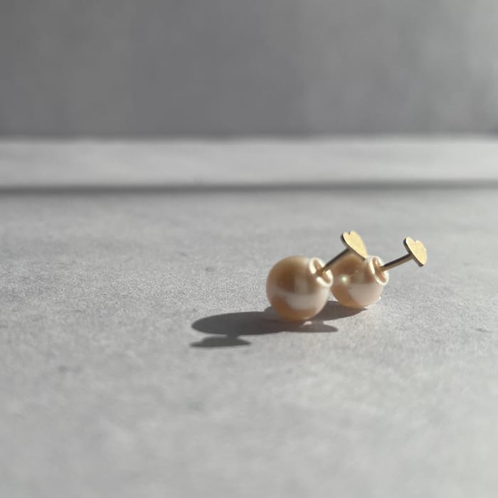 ハートのプチピアス